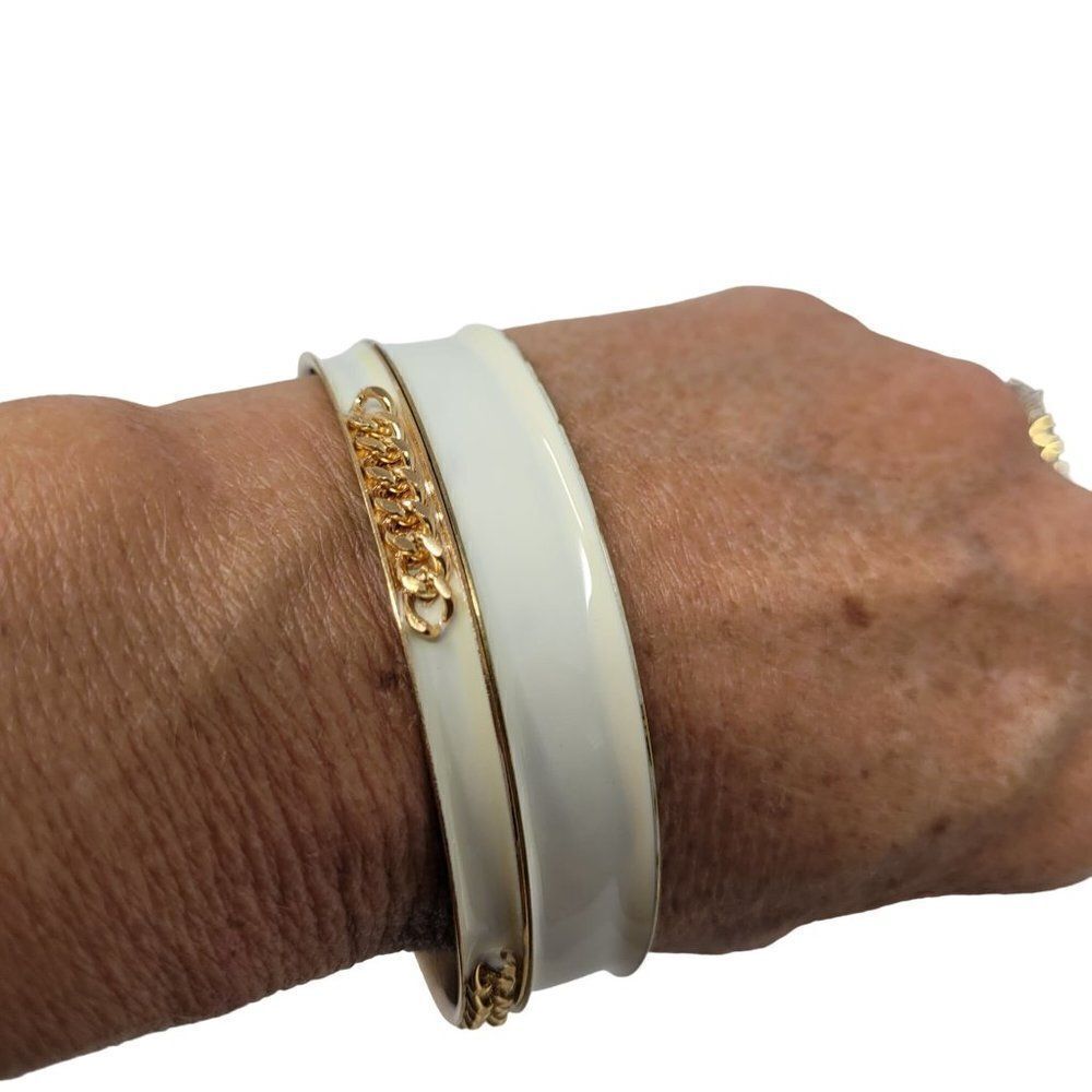 Vintage Gold Tone Metal Cream Enamel Bangle‎ Bracelet 2pc Set Chain Detail Retro